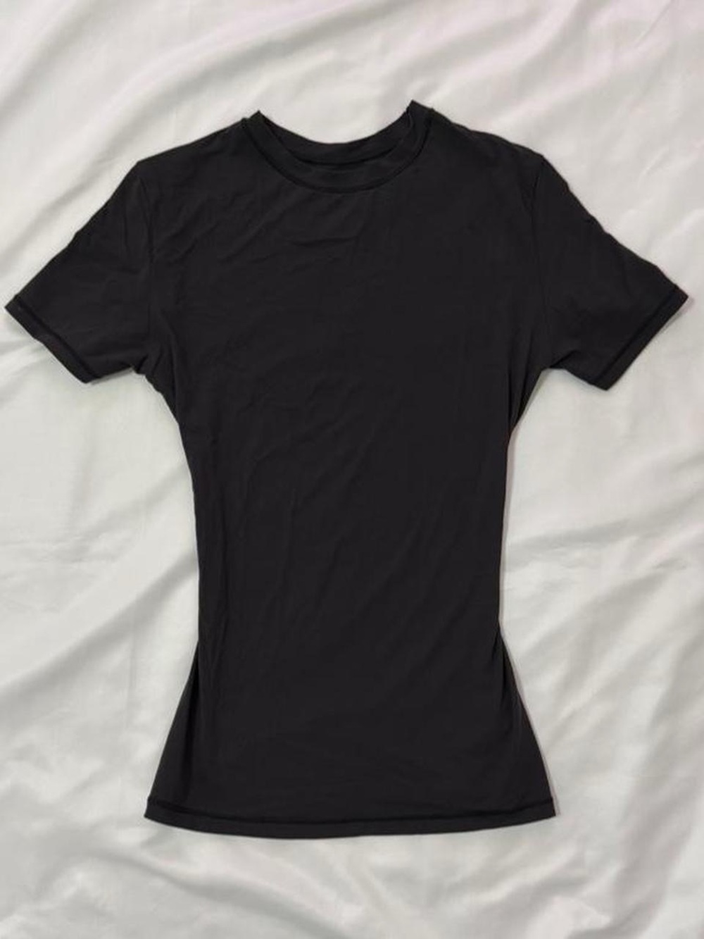 Skims Fits Everybody T-Shirt in Onyx XXS
